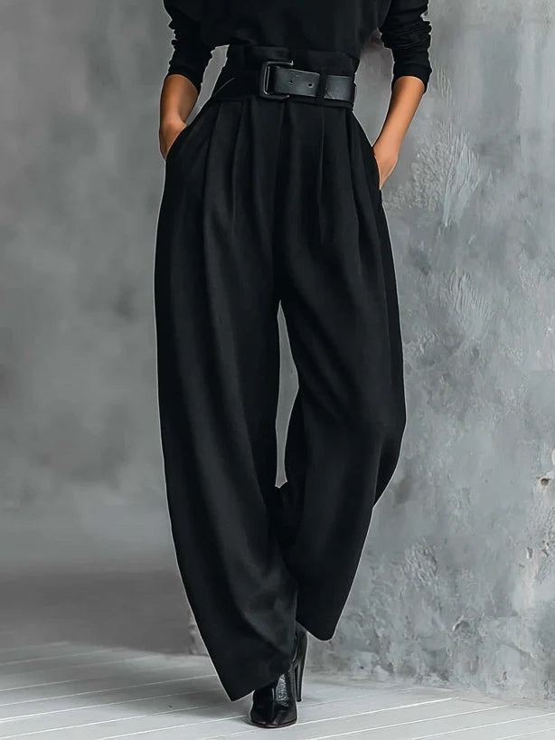 REAL | Conjunto negro de cuello alto