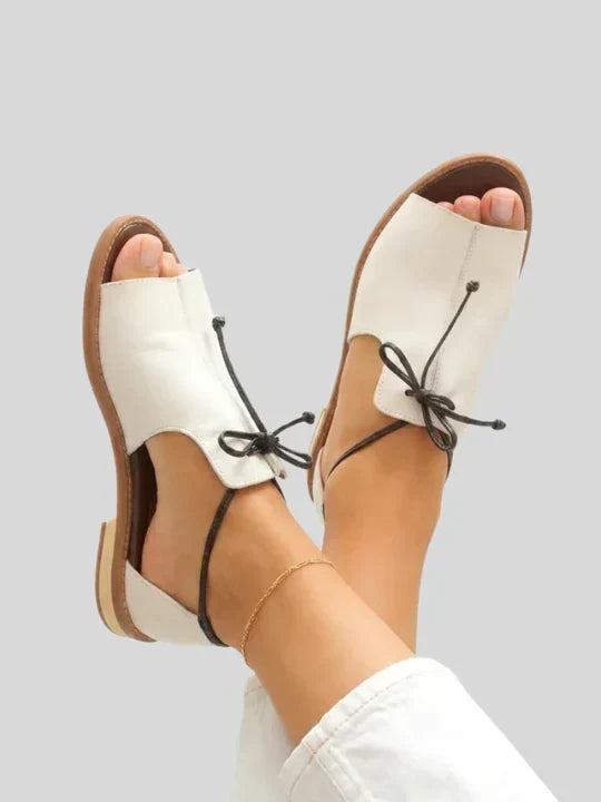 Liliana | Sandalias planas con lazada