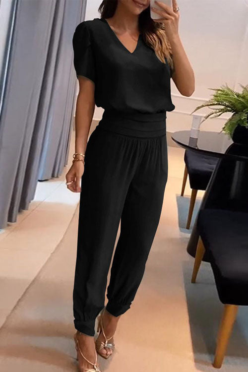 Conjunto casual con escote en V