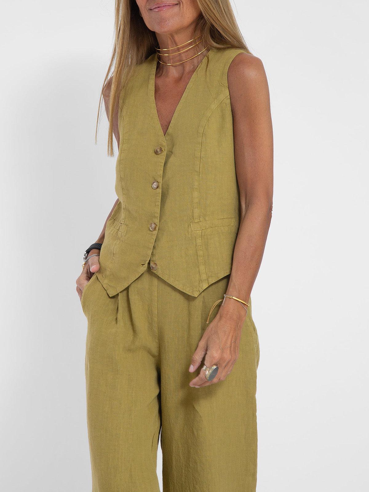Conjunto de chaleco y pantalón