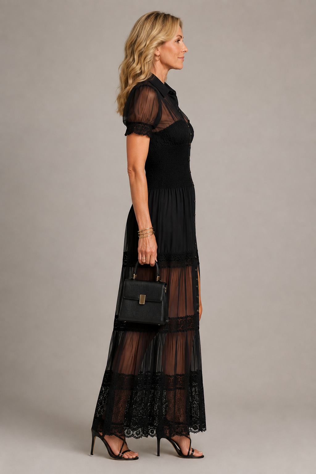 Amalia | Vestido largo negro con mangas transparentes