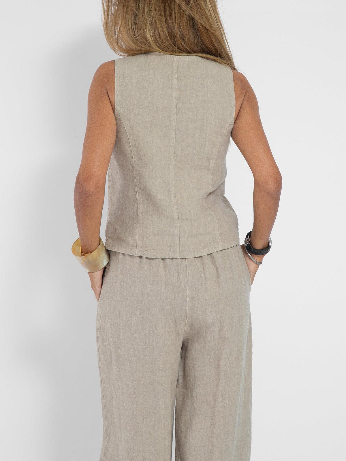 Conjunto de chaleco y pantalón