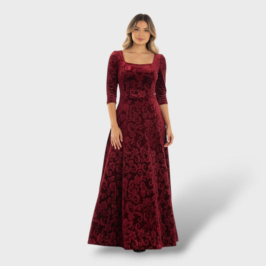 Vestido largo floral con escote cuadrado