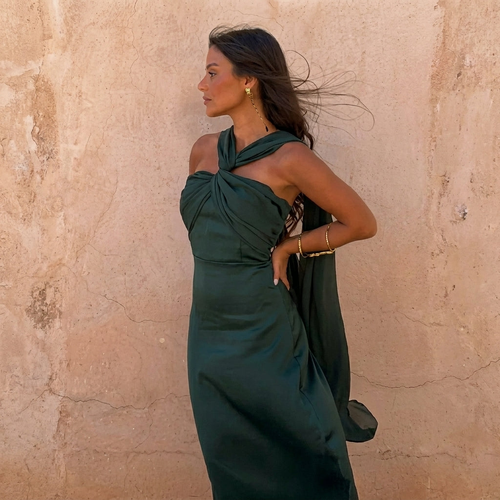 Aloe | Vestido asimétrico de escote cruzado